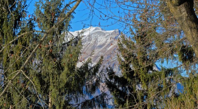 Sulla strada per l’Auccia da Degna